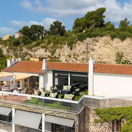 Cit'ha'tel Oasis D'avignon Вильнёв-ле-Авиньон