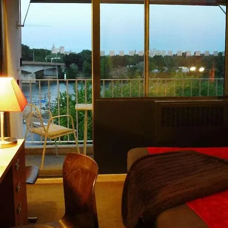 Cit'ha'tel Oasis D'avignon