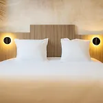Cit'ha'tel Oasis D'avignon Szálloda