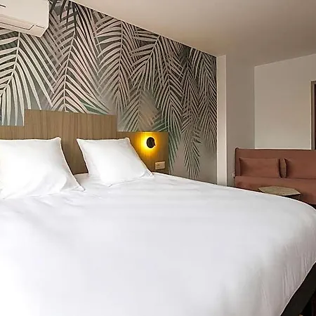 Cit'hotel L'oasis D'avignon 2*