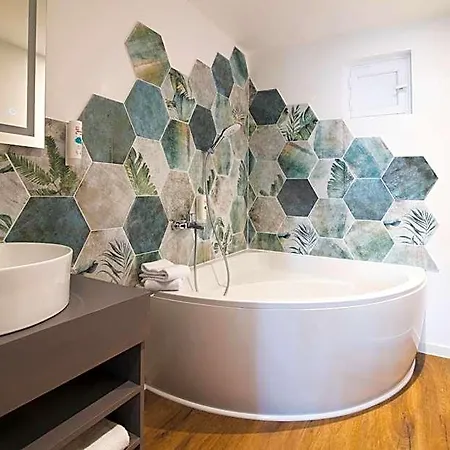 Cit'hotel L'oasis D'avignon فندق 2*