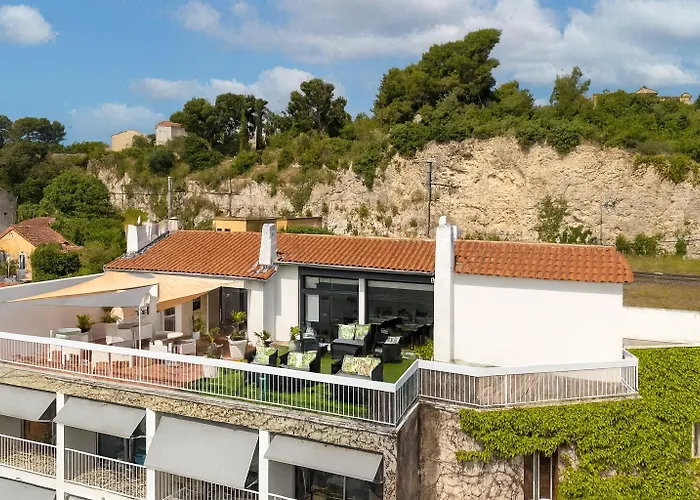 Cit'ha'tel Oasis D'avignon Villeneuve-lès-Avignon